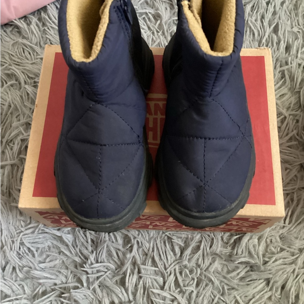 Kids Navy Quilted Boots